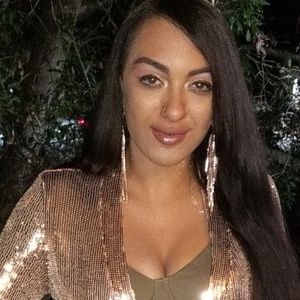 Meet your Posher, Alexandra